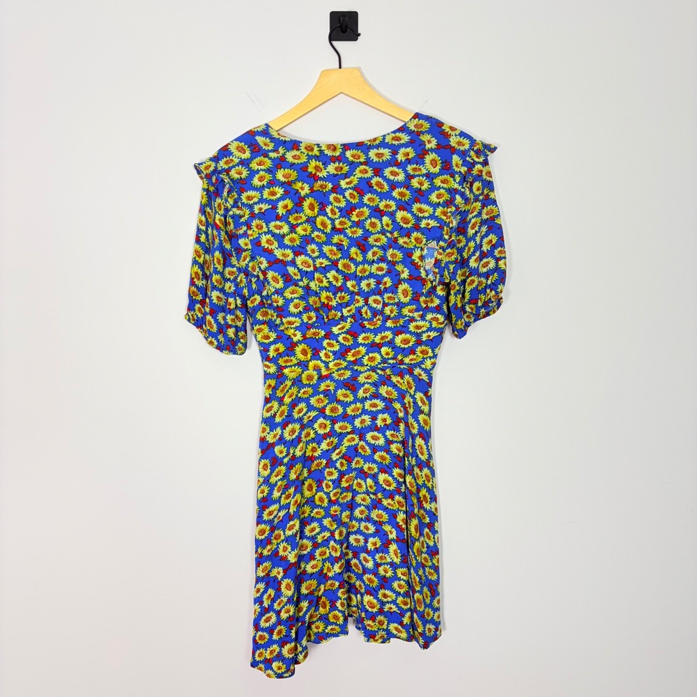 Free People Sunflower Print Catching Vibes Mini Dress Boho Floral V-Neck Size 2 - Picture 7 of 8